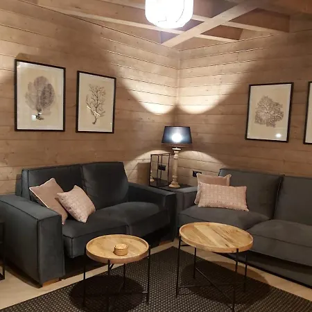 Casa Sallent Con Banera Hidromasaje Y Jardin Villa Sallent De Gallego